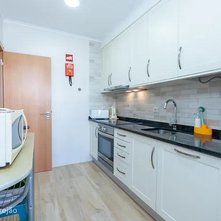 Recently Renovated Apartments With Pool And Wi-Fi Armacao de Pera Exterior photo