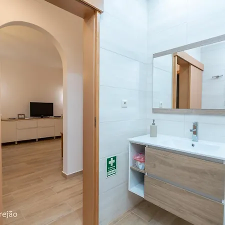 Recently Renovated Apartments With Pool And Wi-Fi Armacao de Pera Exterior photo
