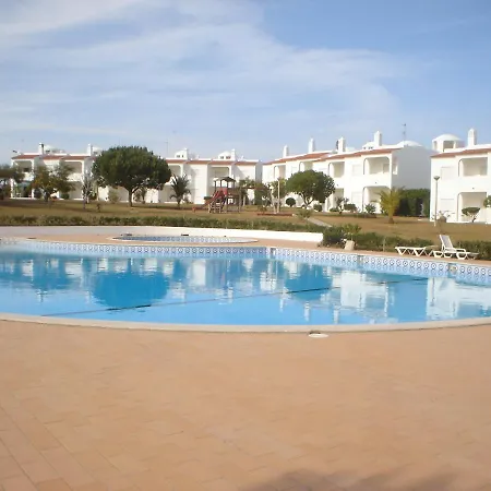 Recently Renovated Apartments With Pool And Wi-Fi Armacao de Pera Exterior photo