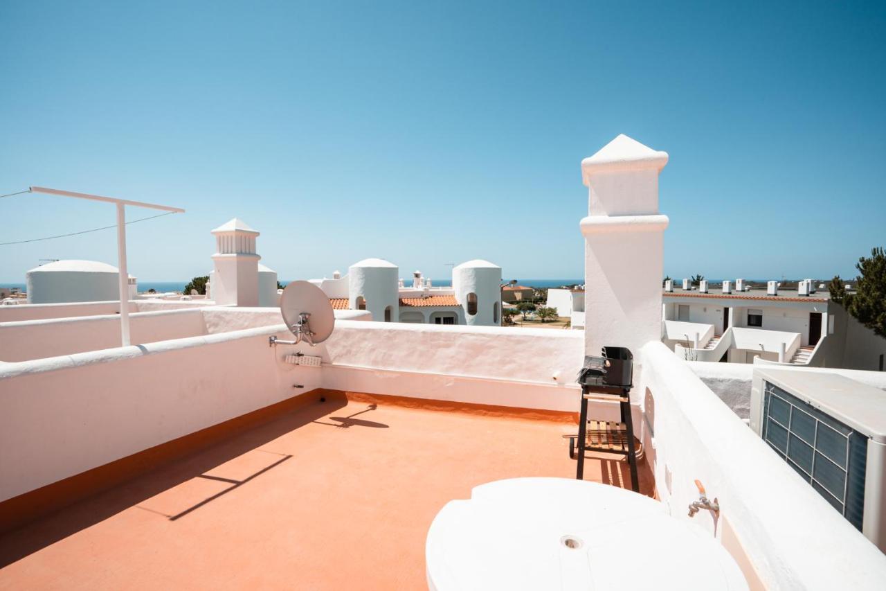 Recently Renovated With Pool And Wi-fi Apartment Armacao de Pera