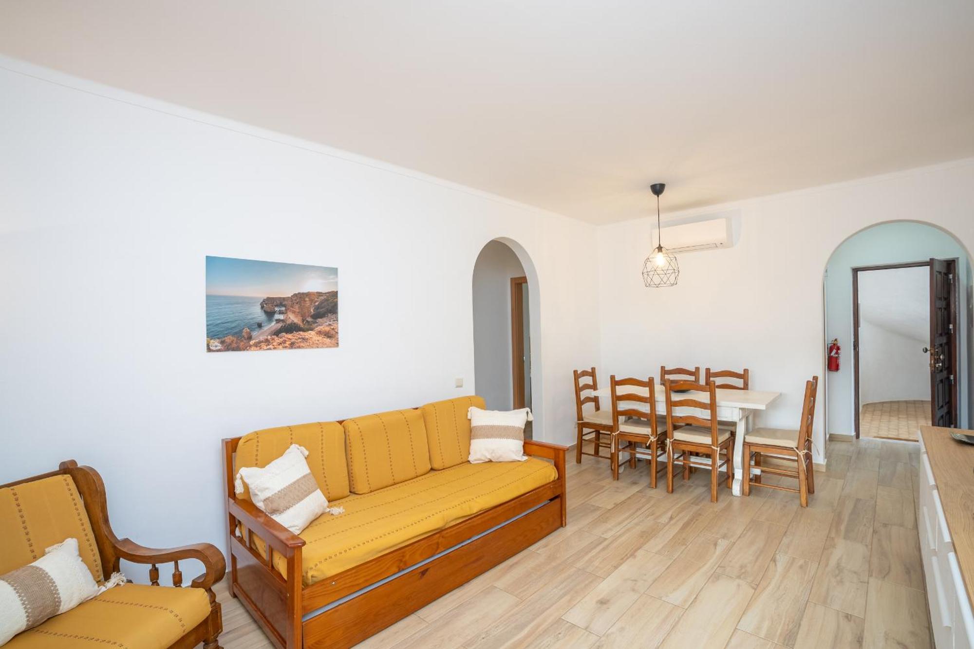 Recently Renovated With Pool And Wi-fi